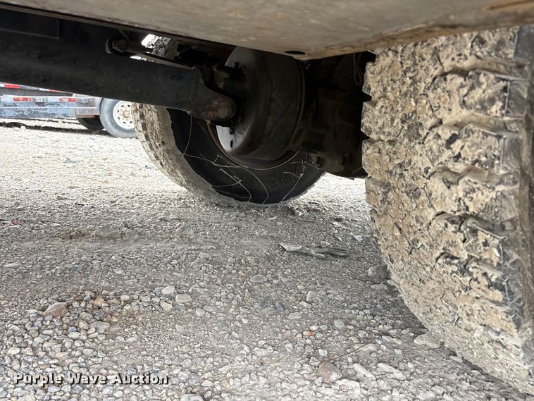 image for item YA3304 2015 Ford F750 Super Duty forestry bucket truck