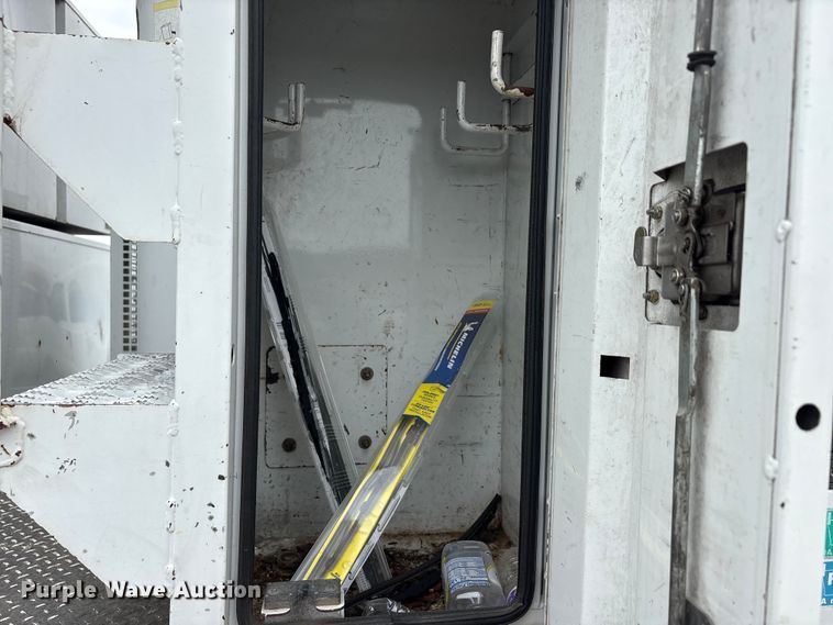 image for item YA3304 2015 Ford F750 Super Duty forestry bucket truck