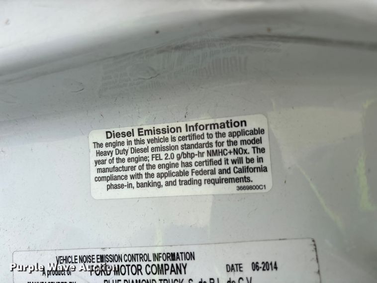 image for item YA3304 2015 Ford F750 Super Duty forestry bucket truck