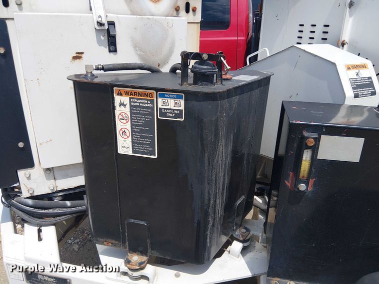 image for item YA3306 2019 Altec DC1316 wood chipper