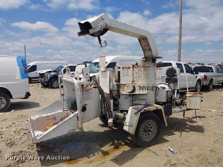 image for item YA3307 Bandit 200 UC wood chipper