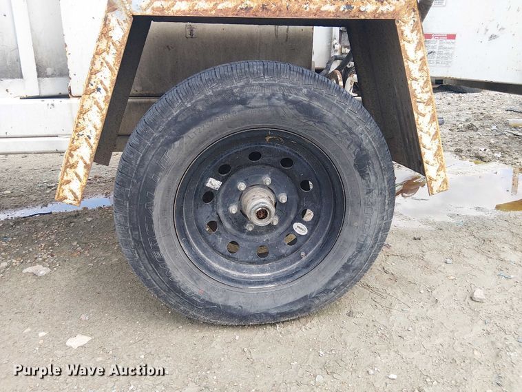 image for item YA3307 Bandit 200 UC wood chipper