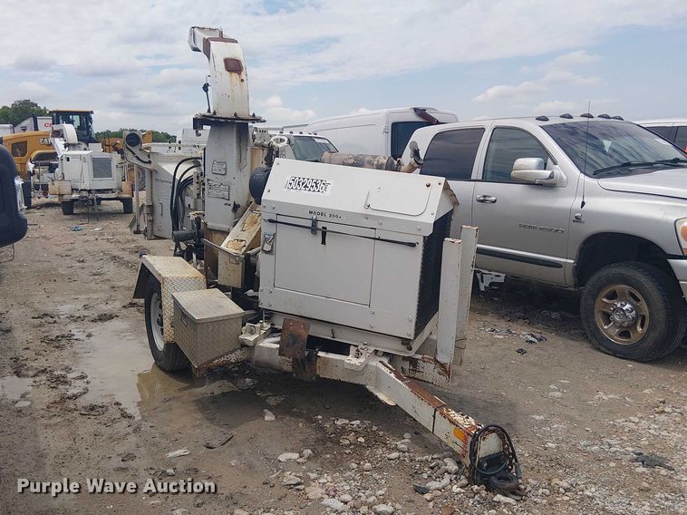 image for item YA3308 Bandit 200 wood chipper