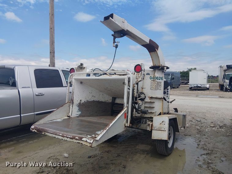 image for item YA3308 Bandit 200 wood chipper