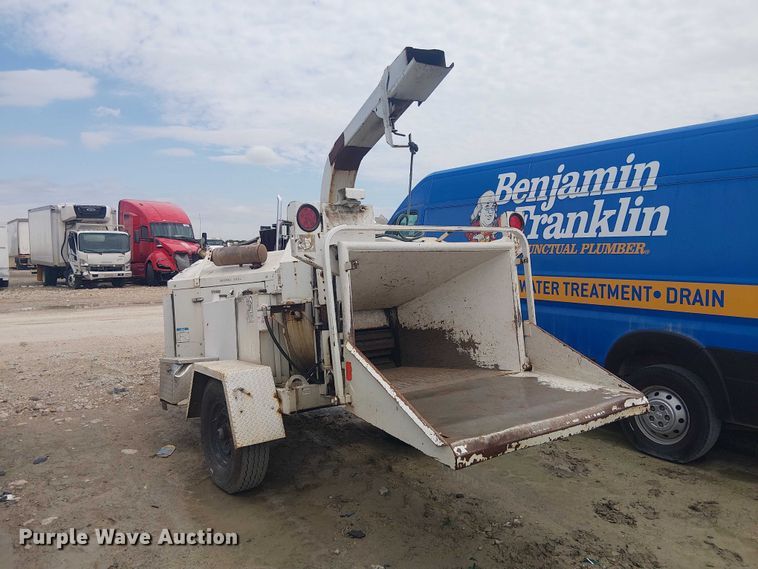 image for item YA3308 Bandit 200 wood chipper