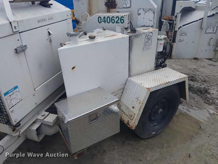 image for item YA3308 Bandit 200 wood chipper
