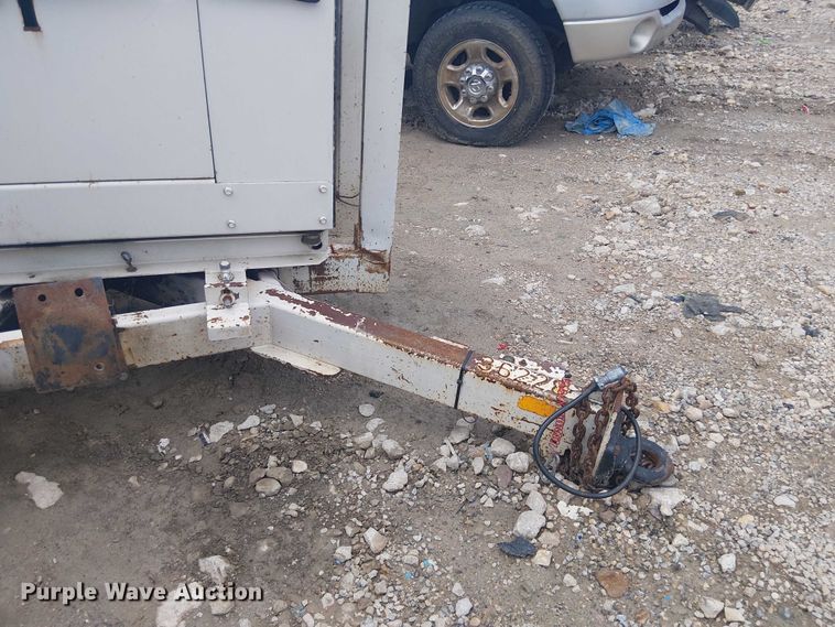 image for item YA3308 Bandit 200 wood chipper