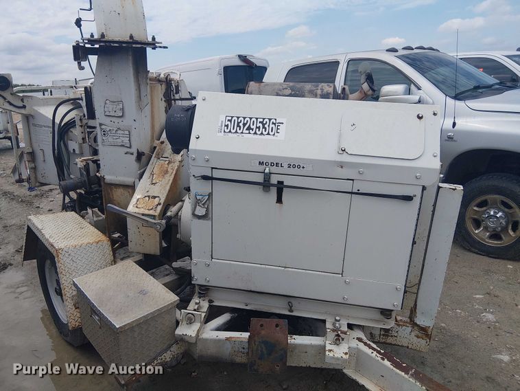 image for item YA3308 Bandit 200 wood chipper