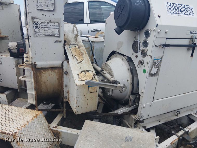 image for item YA3308 Bandit 200 wood chipper