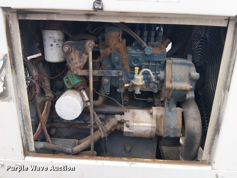 image for item YA3308 Bandit 200 wood chipper