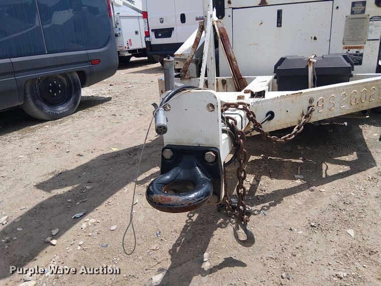 image for item YA3309 2009 Altec WC-126 wood chipper