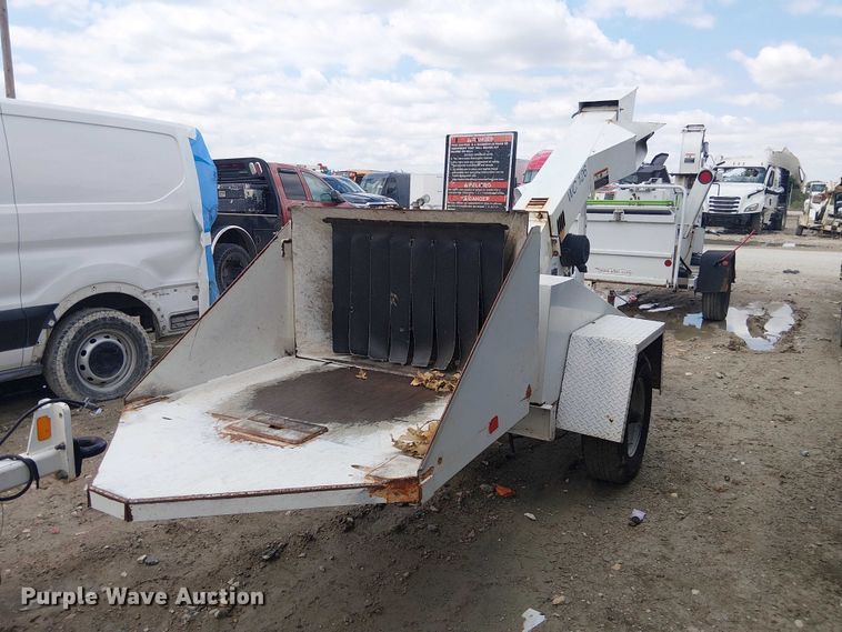 image for item YA3310 2009 Altec WC-126 wood chipper