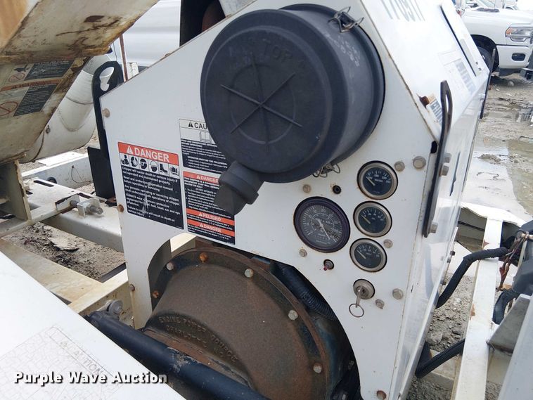 image for item YA3310 2009 Altec WC-126 wood chipper