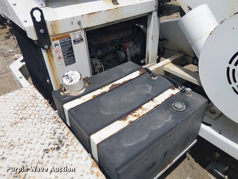 image for item YA3310 2009 Altec WC-126 wood chipper