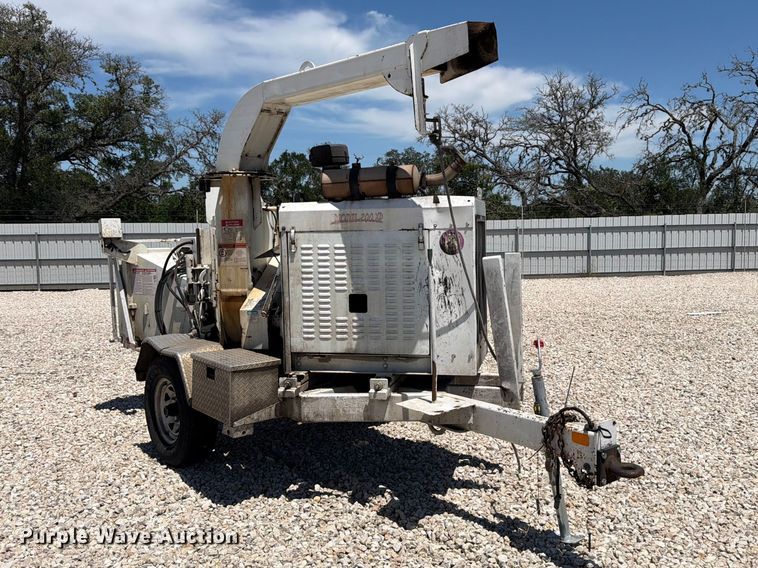image for item YA3311 2012 Bandit 200XP wood chipper