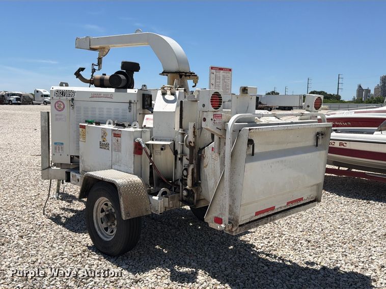 image for item YA3311 2012 Bandit 200XP wood chipper