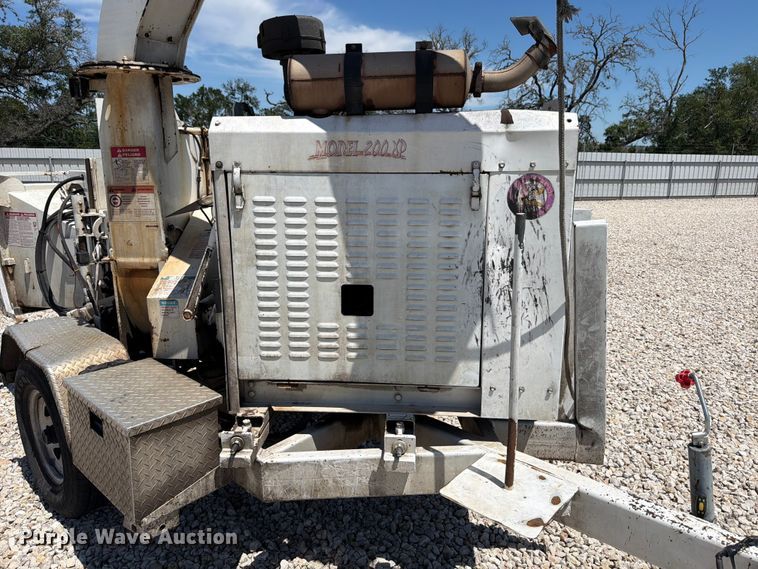 image for item YA3311 2012 Bandit 200XP wood chipper