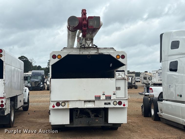 image for item YA3330 2016 Ford F750 Super Duty forestry bucket truck