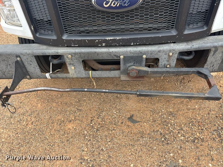 image for item YA3330 2016 Ford F750 Super Duty forestry bucket truck