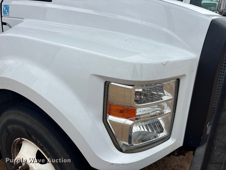 image for item YA3330 2016 Ford F750 Super Duty forestry bucket truck