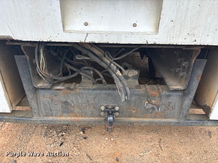 image for item YA3330 2016 Ford F750 Super Duty forestry bucket truck