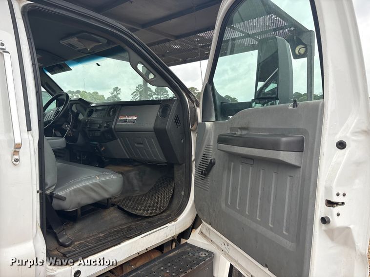 image for item YA3330 2016 Ford F750 Super Duty forestry bucket truck