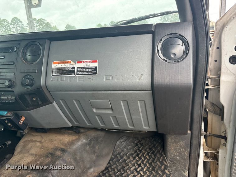 image for item YA3330 2016 Ford F750 Super Duty forestry bucket truck