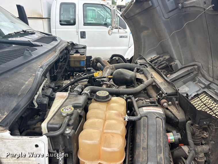 image for item YA3330 2016 Ford F750 Super Duty forestry bucket truck