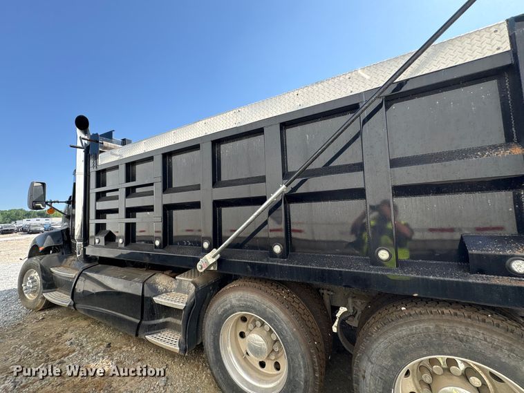 image for item YA3343 2008 Kenworth T660 dump truck