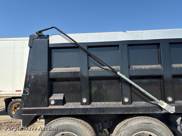 image for item YA3343 2008 Kenworth T660 dump truck