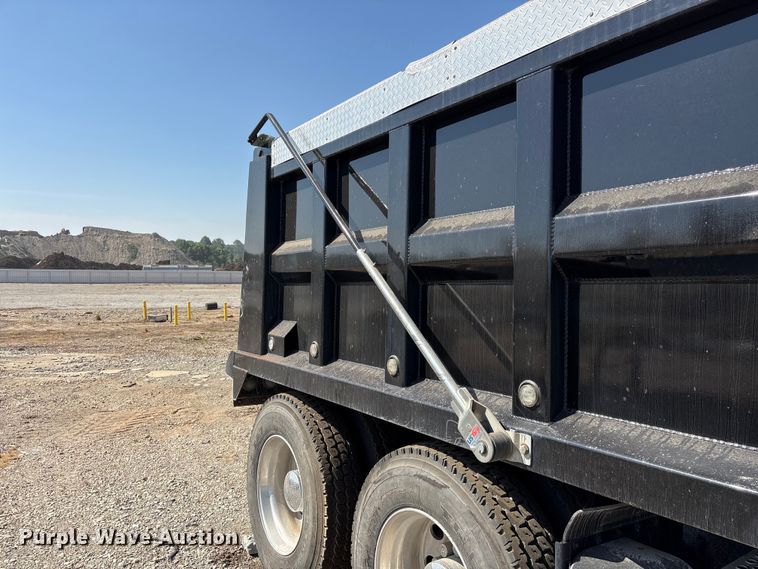 image for item YA3343 2008 Kenworth T660 dump truck