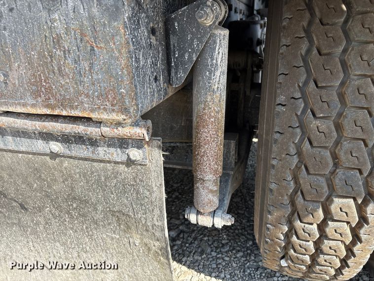 image for item YA3343 2008 Kenworth T660 dump truck