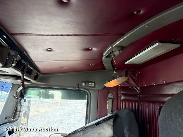 image for item YA3343 2008 Kenworth T660 dump truck