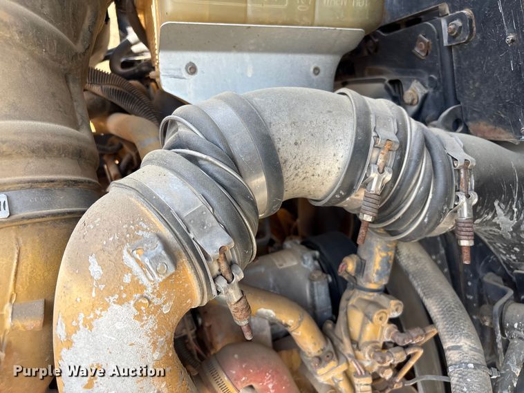 image for item YA3343 2008 Kenworth T660 dump truck