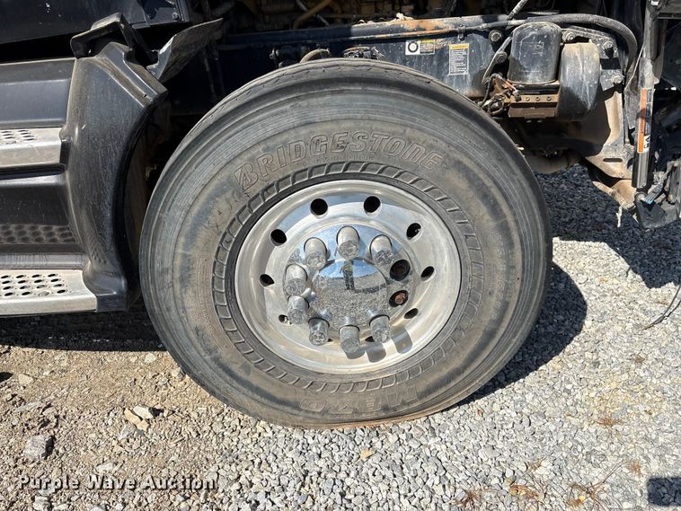 image for item YA3343 2008 Kenworth T660 dump truck