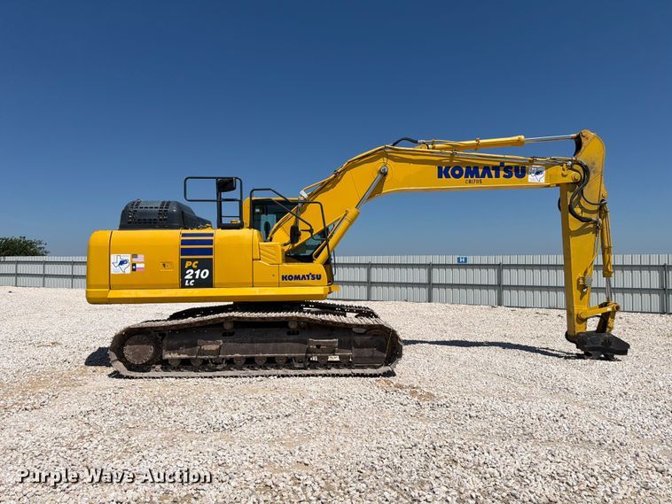 image for item YA3353 2022 Komatsu PC210LC-11 excavator