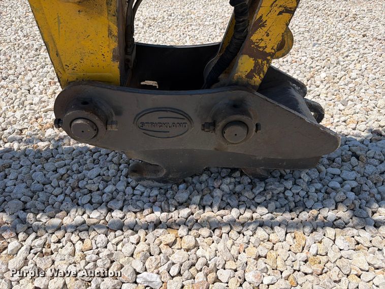 image for item YA3353 2022 Komatsu PC210LC-11 excavator