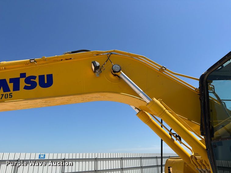 image for item YA3353 2022 Komatsu PC210LC-11 excavator