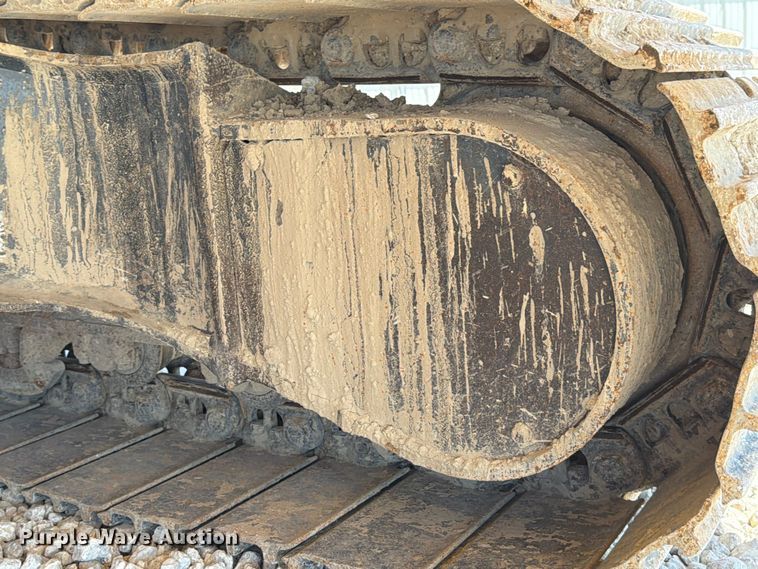 image for item YA3353 2022 Komatsu PC210LC-11 excavator