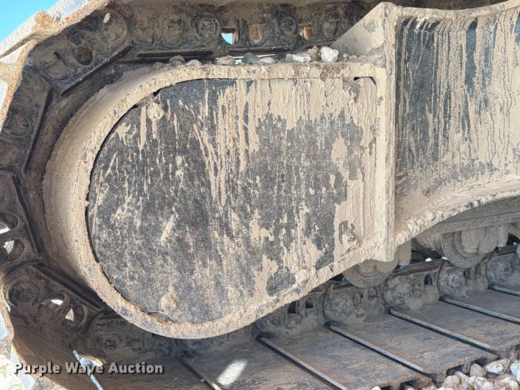 image for item YA3353 2022 Komatsu PC210LC-11 excavator