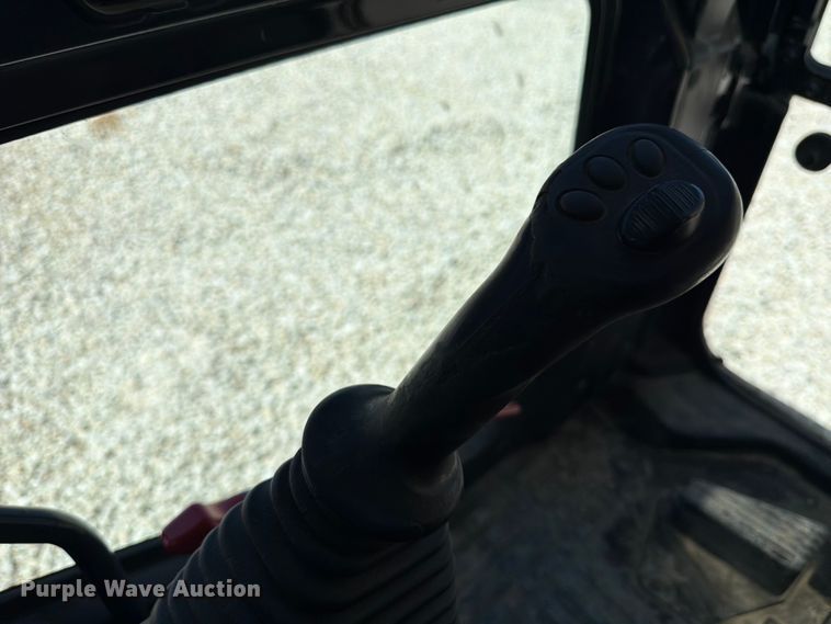 image for item YA3353 2022 Komatsu PC210LC-11 excavator