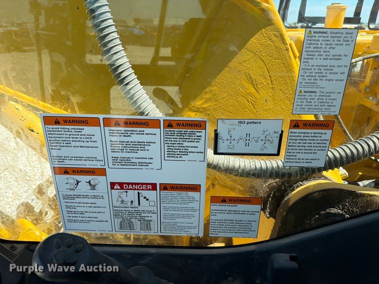 image for item YA3353 2022 Komatsu PC210LC-11 excavator
