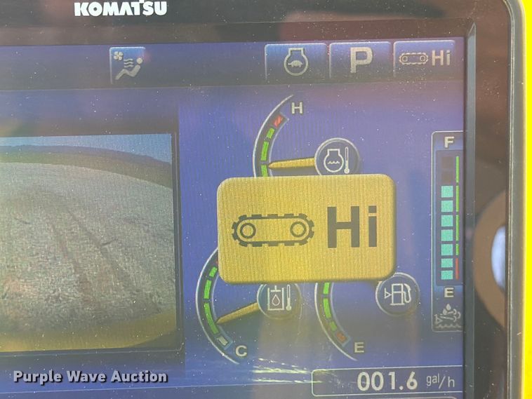 image for item YA3353 2022 Komatsu PC210LC-11 excavator