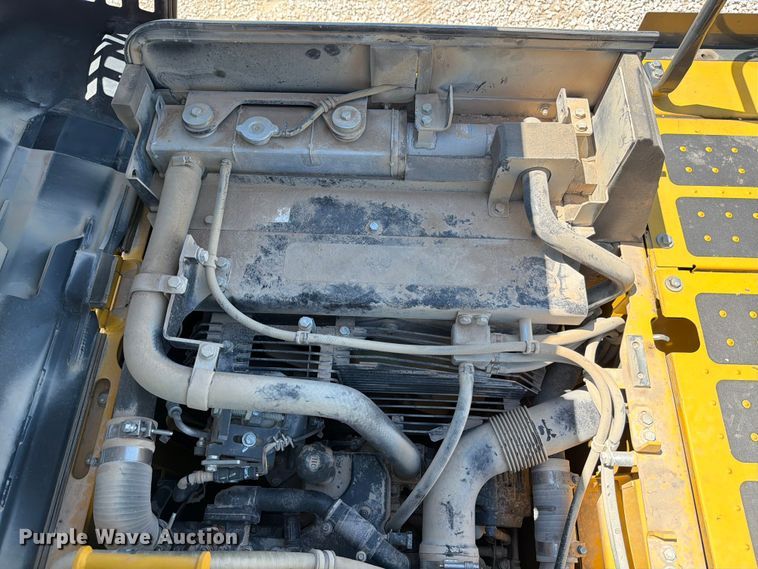image for item YA3353 2022 Komatsu PC210LC-11 excavator