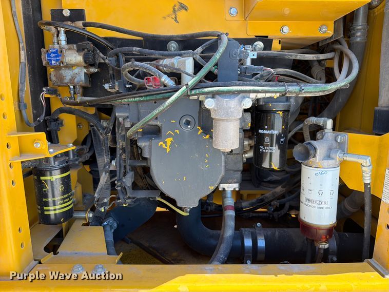 image for item YA3353 2022 Komatsu PC210LC-11 excavator