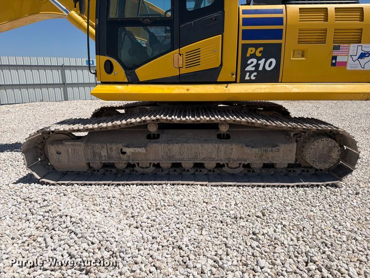 image for item YA3353 2022 Komatsu PC210LC-11 excavator