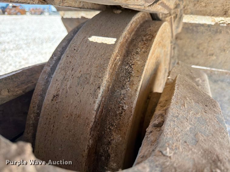 image for item YA3353 2022 Komatsu PC210LC-11 excavator