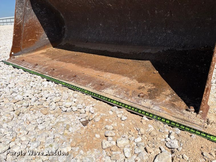 image for item YA3354 2023 Komatsu WA320-8 wheel loader
