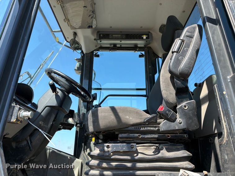 image for item YA3354 2023 Komatsu WA320-8 wheel loader