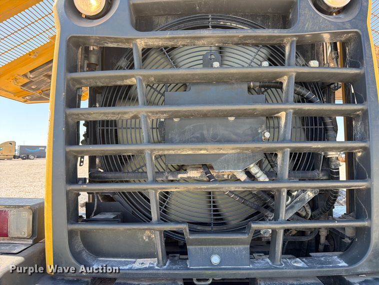 image for item YA3354 2023 Komatsu WA320-8 wheel loader